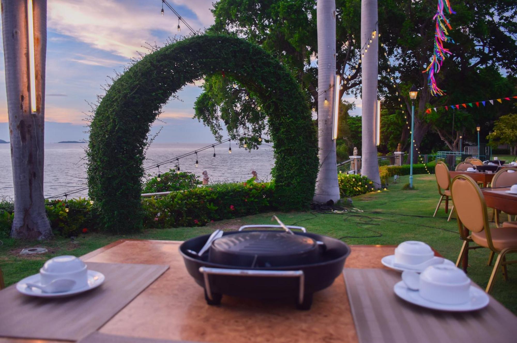 Asia Pattaya Hotel Exterior foto